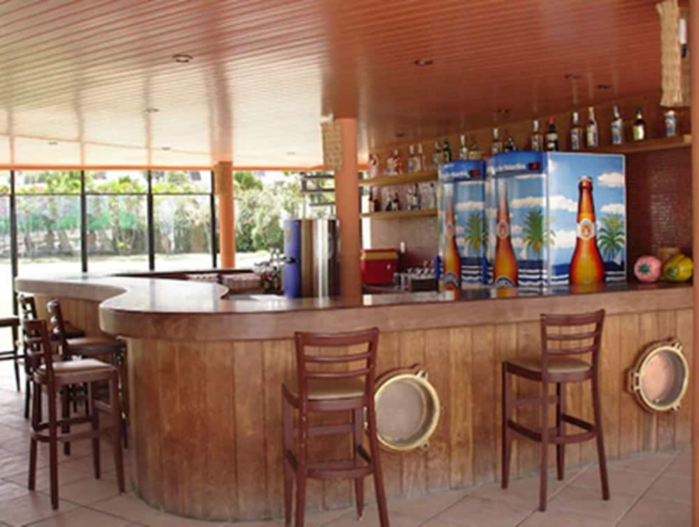 Marina Park Hotel 48/65