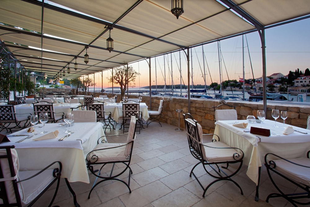 Hotel Martinis Marchi 33/50