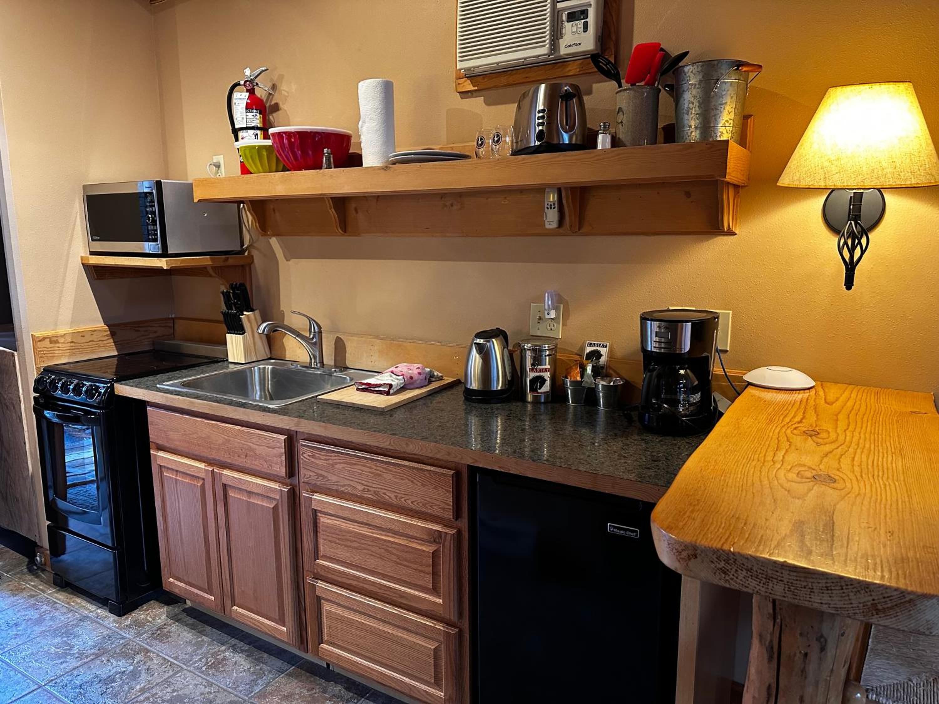 Chewuch Inn & Cabins 4/24