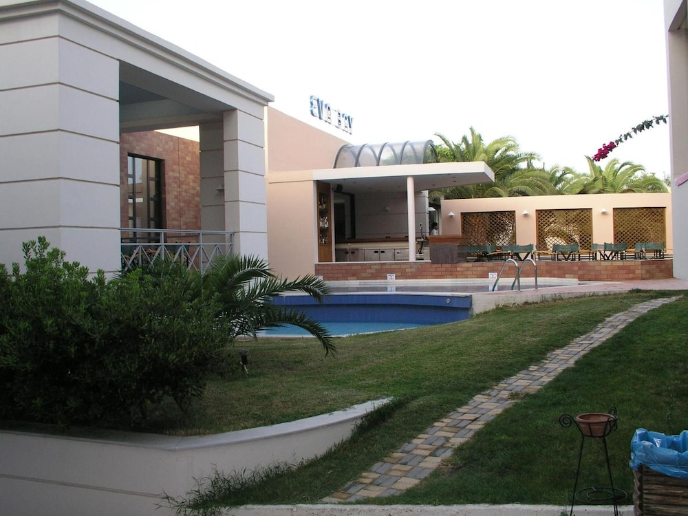Eva Bay Resort 47/49