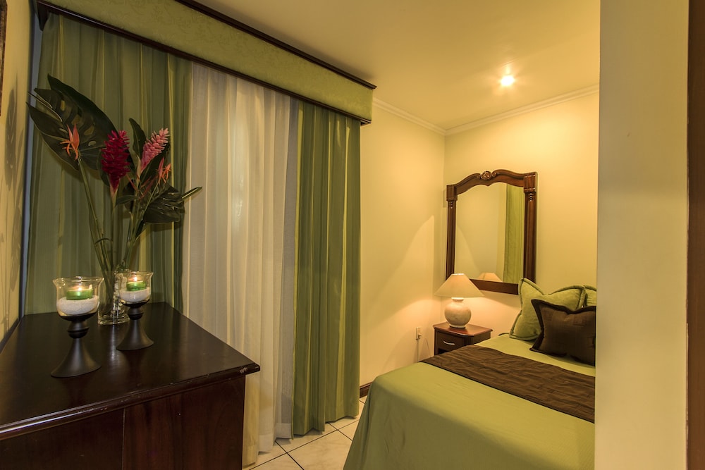 Hotel Iguana Verde 18/34
