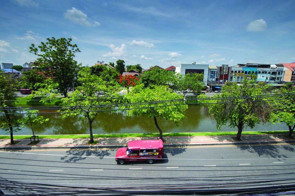 Sri Chiang Yeun House 61/69