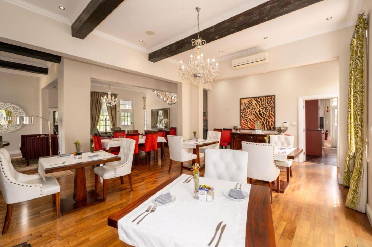 The Wild Mushroom Luxury Country House 23/60