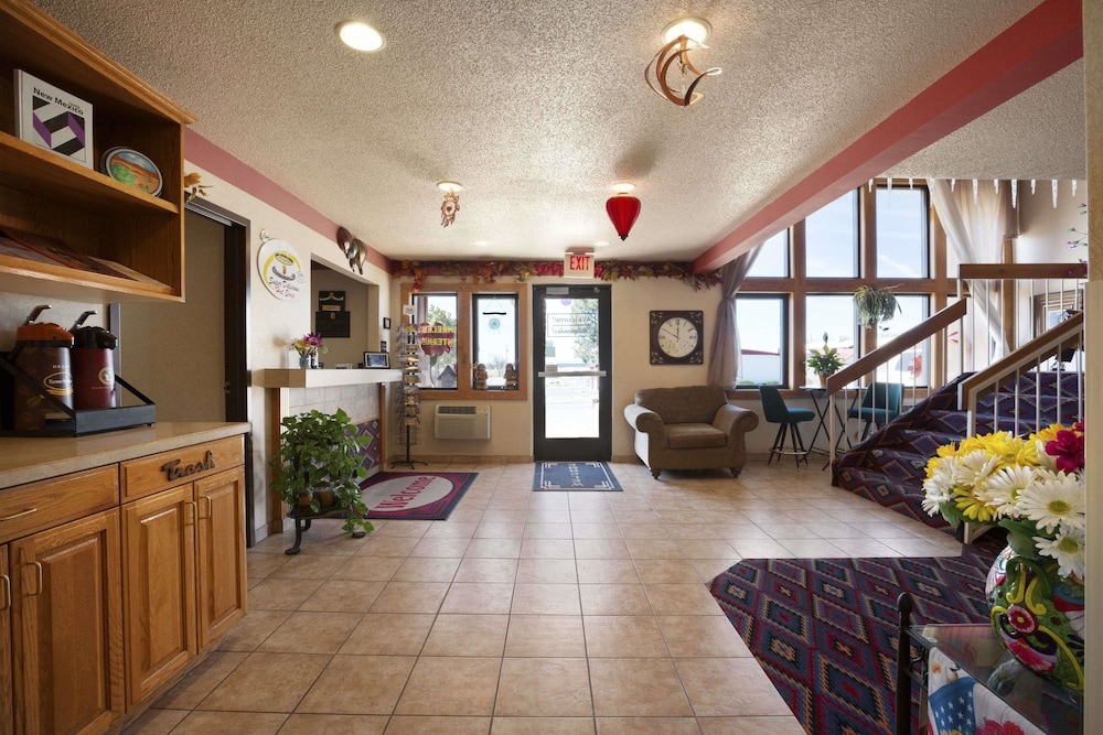 Super 8 by Wyndham Las Vegas 18/26