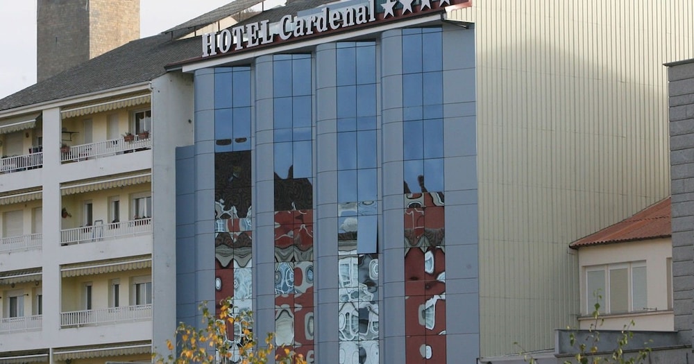 HOTEL CARDENAL 4/30
