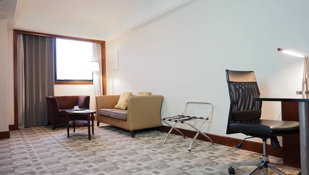 Holiday Inn East Taipei 62/74