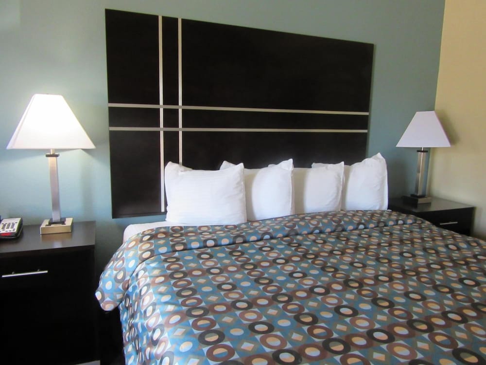Executive Inn and Suites Tyler 22/51