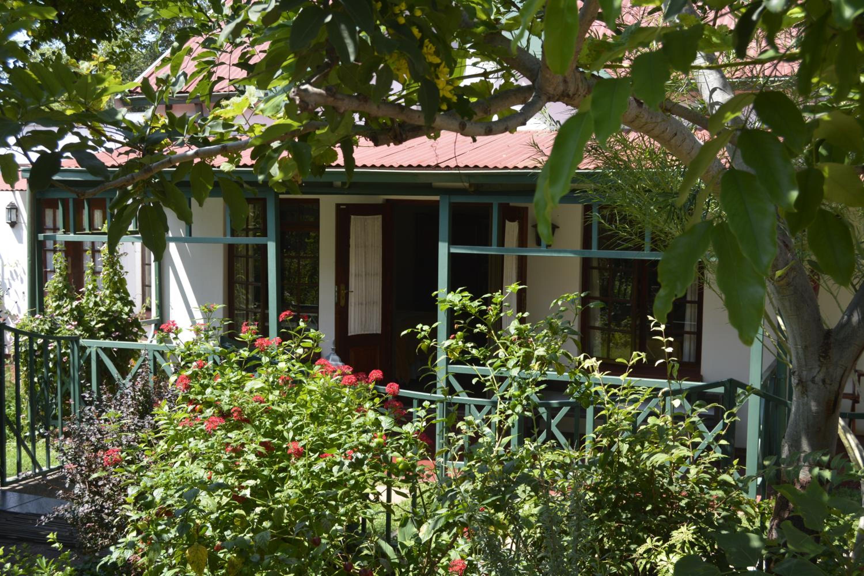 Petal Faire Cottage 26/33