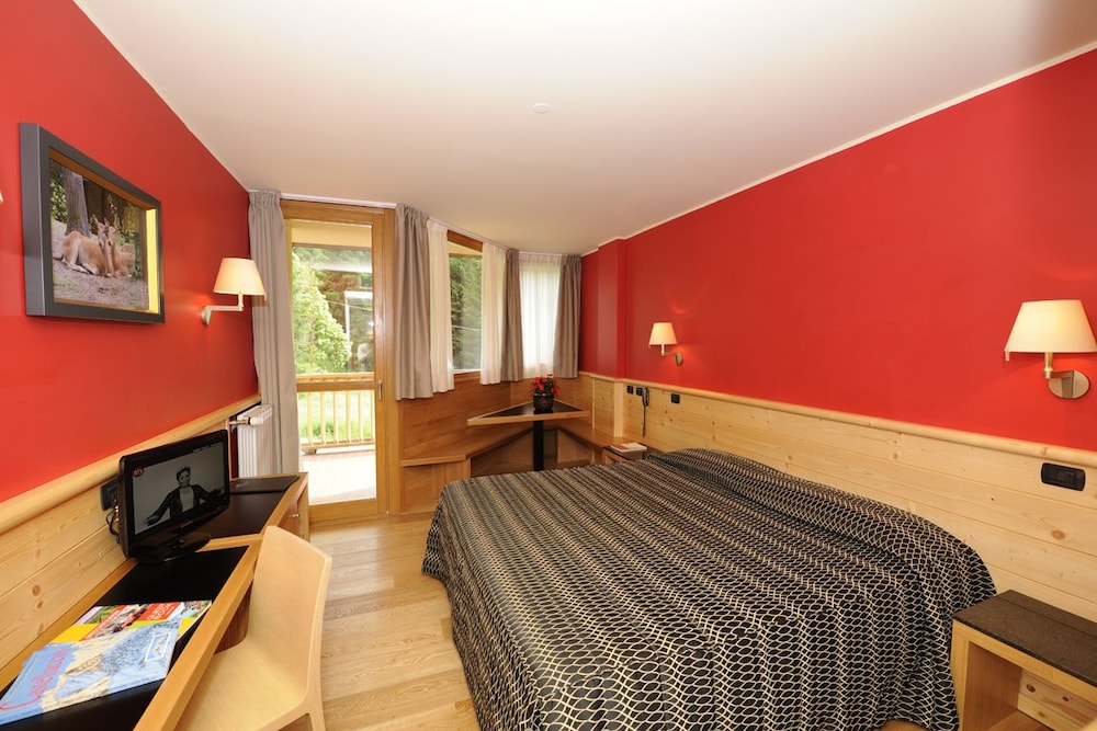 Hotel Garnì Pegra 36/76