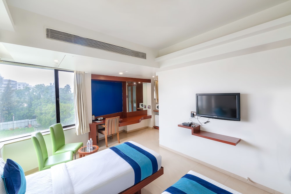 Monarch Montvert, Baner Pune 13/50