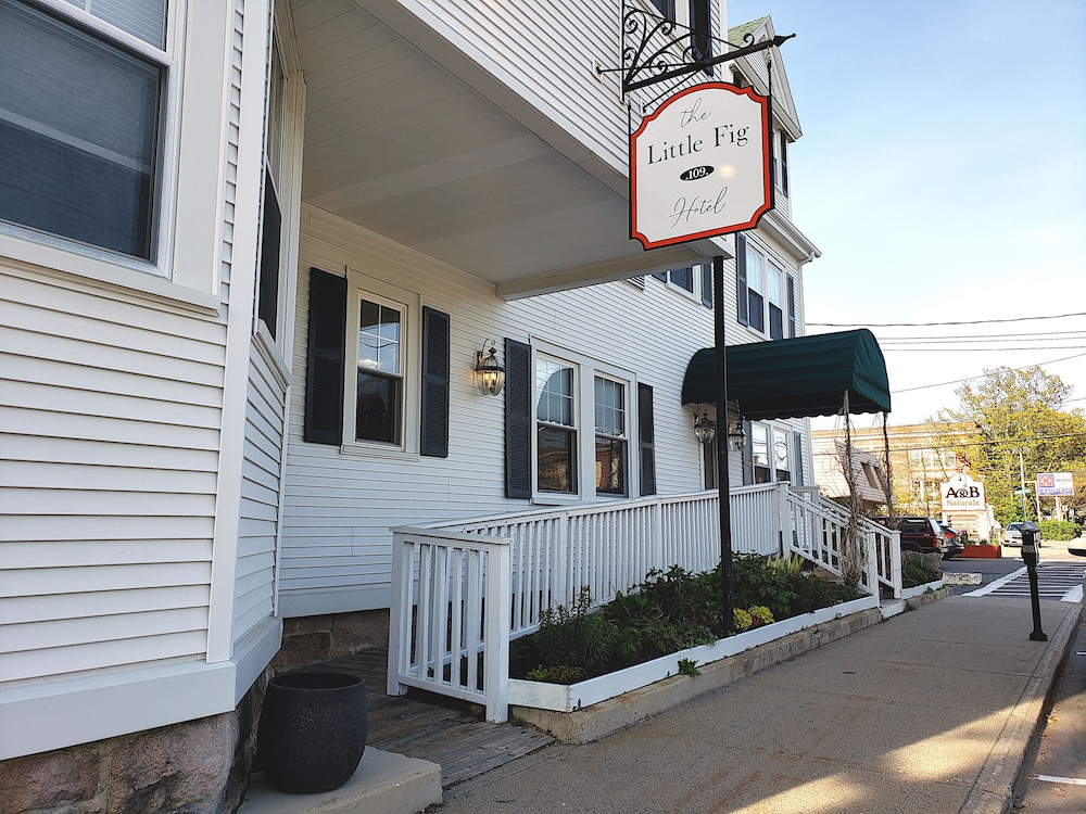 Little Fig Hotel 1/29