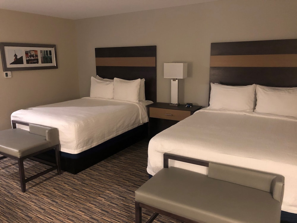 GrandStay Hotel & Suites Rock Valley 4/32