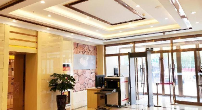 GreenTree Inn Urumqi Airport Tianyi International City 9/47