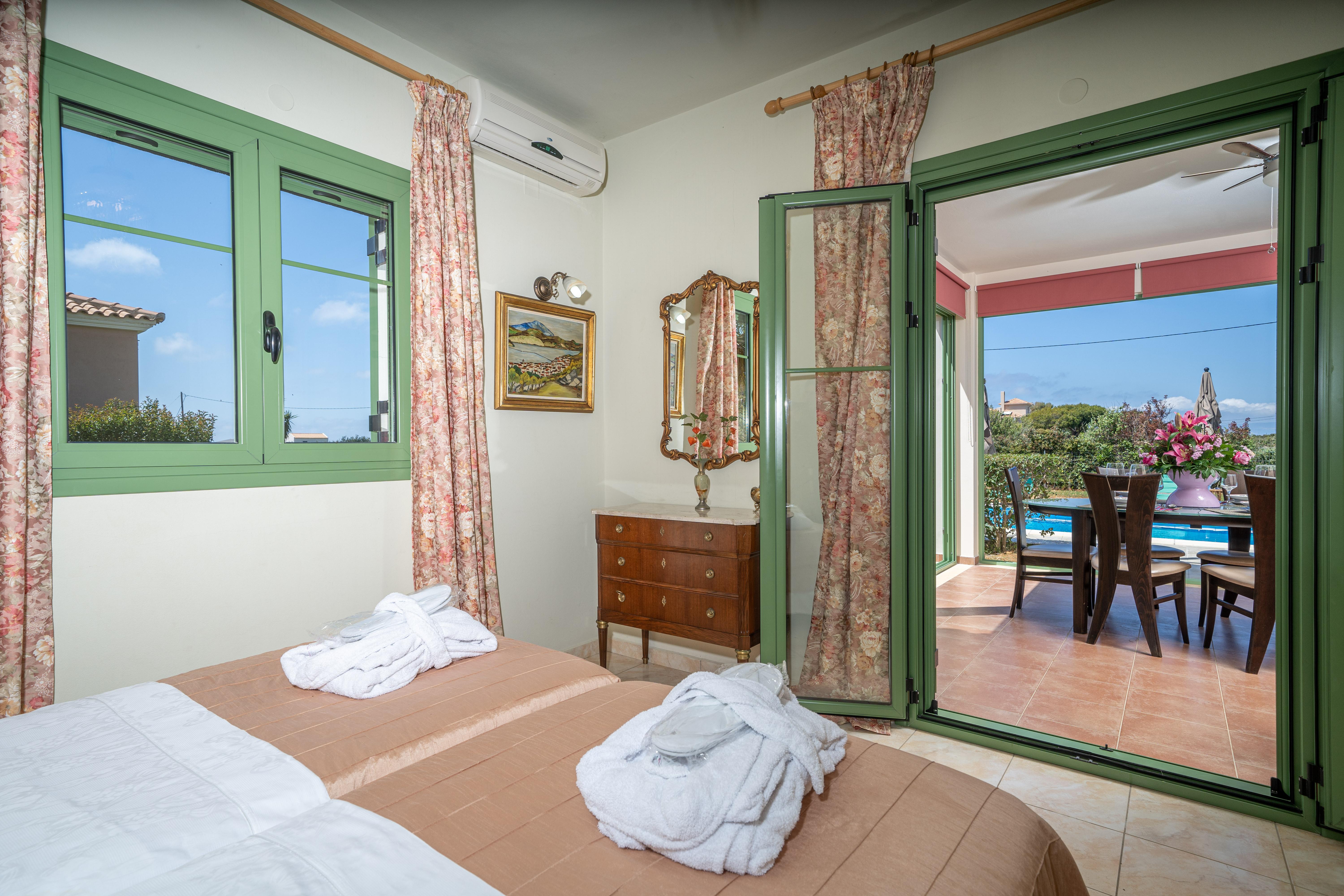 2 Bedrooms, Luxury, Villa, Balcony or Terrace
