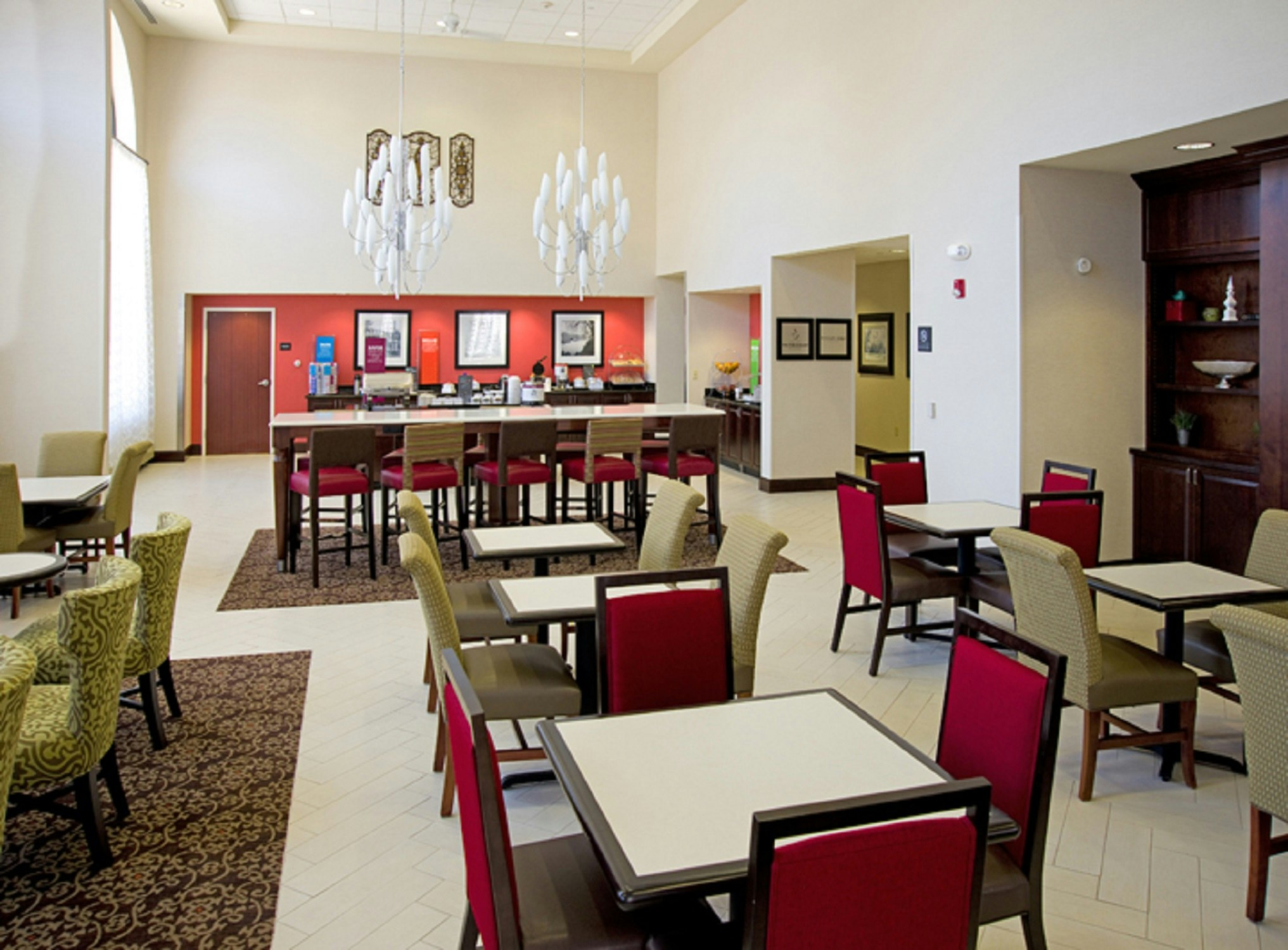 Hampton Inn Schenectady 27/48