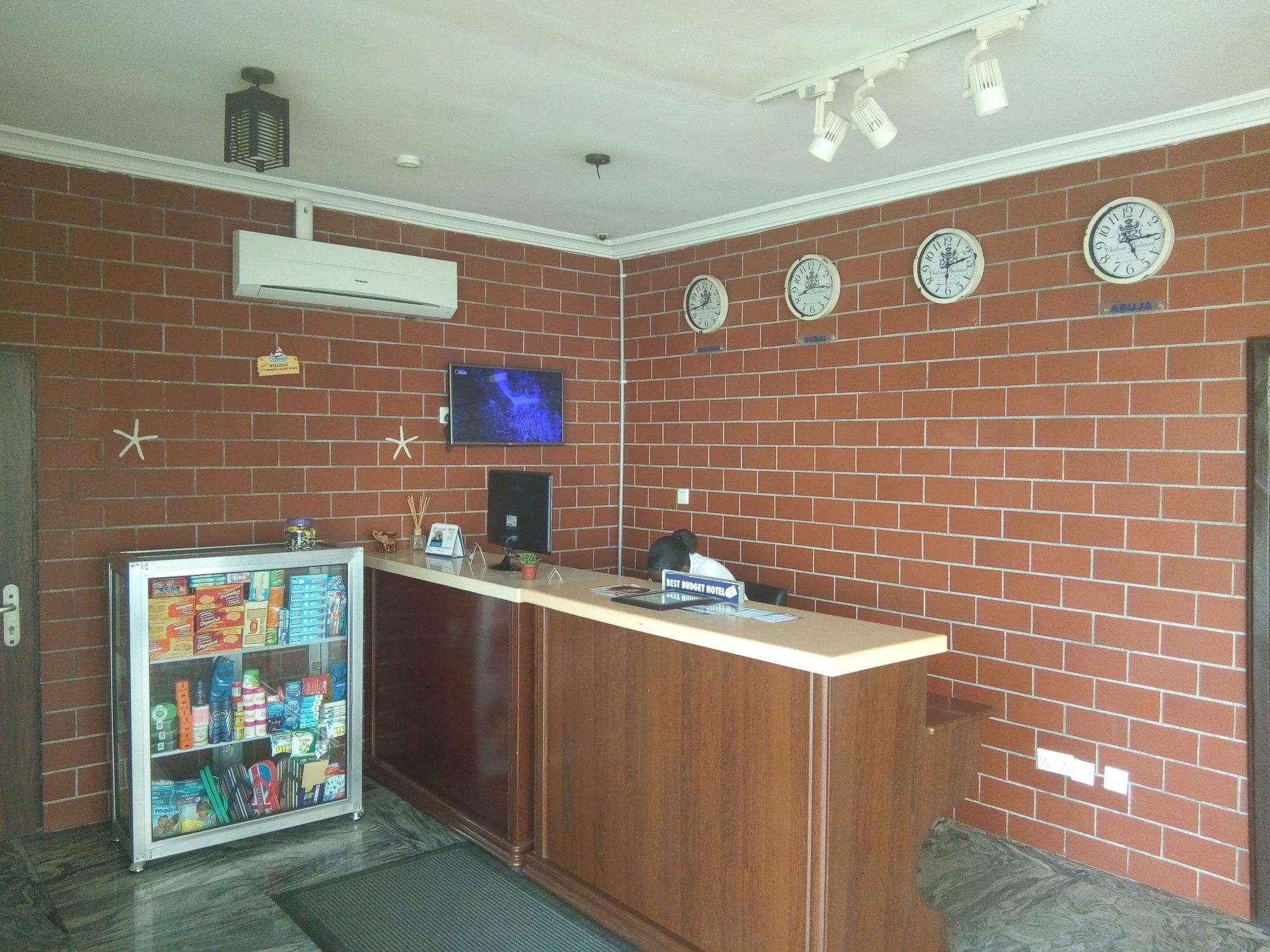 Best Budget Hotel 6/17