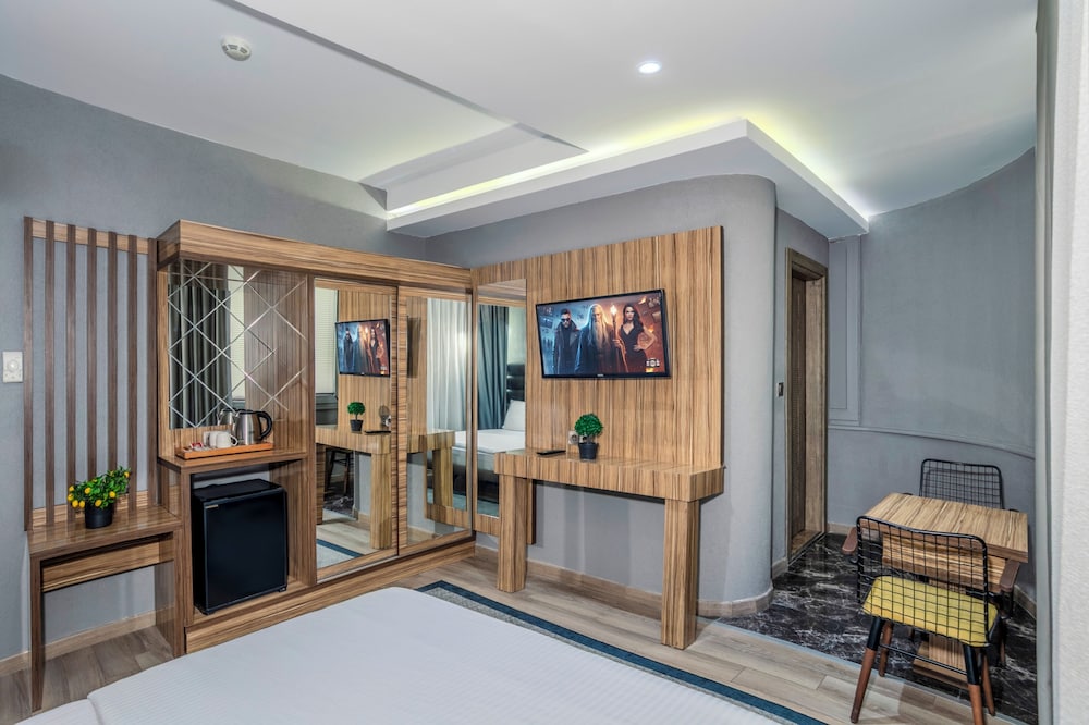Dem Istanbul Airport Hotel 40/52