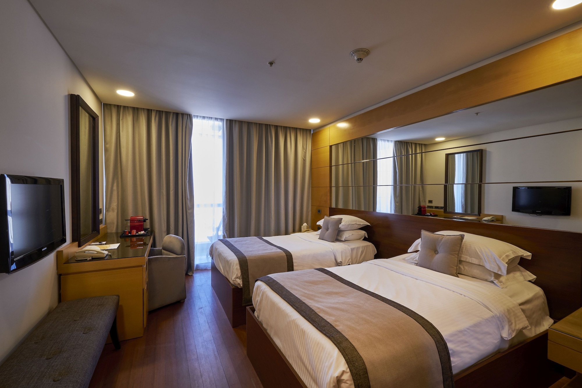 Preferred, King Bed, Resort View