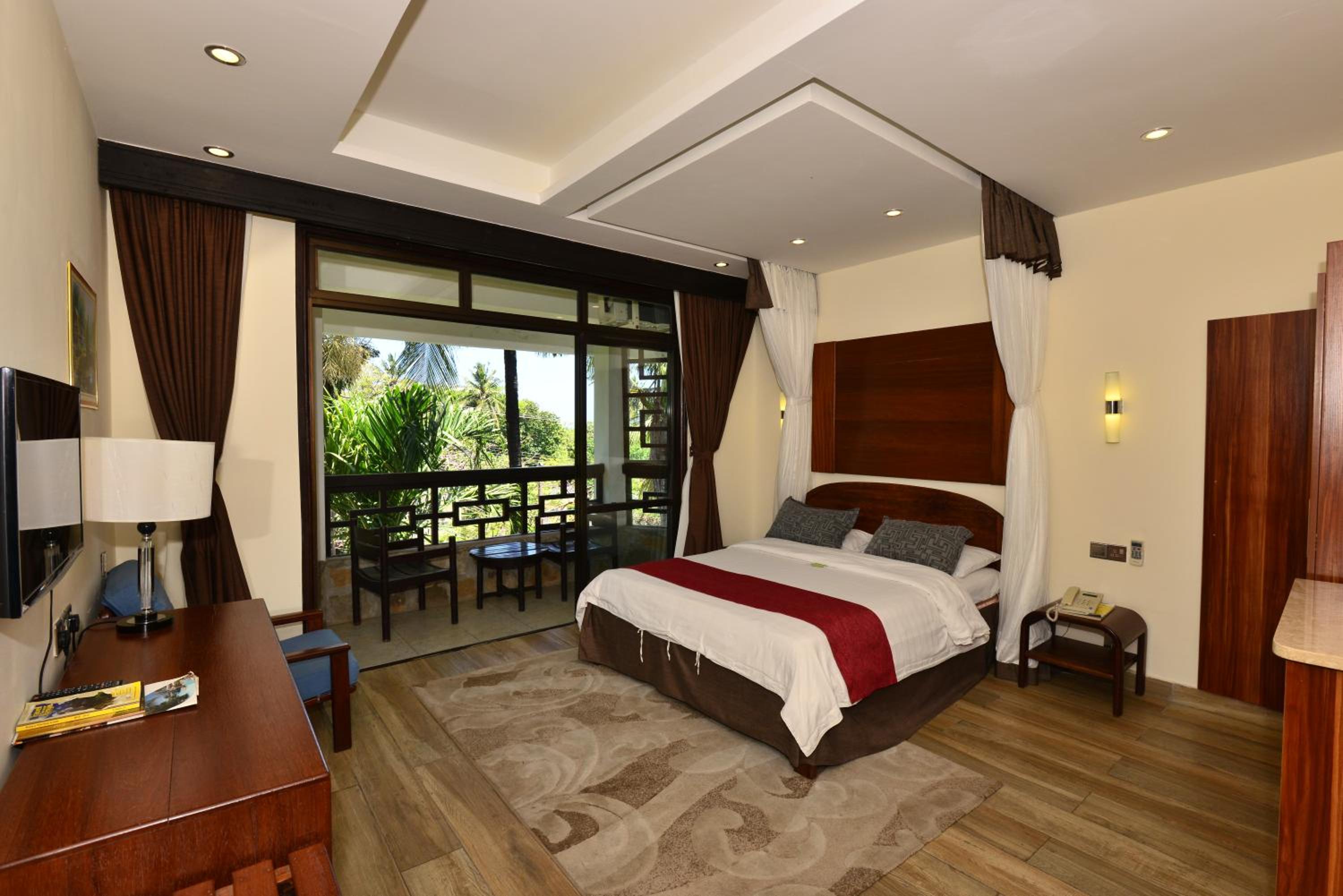 BAOBAB HOLIDAY RESORT 11/56