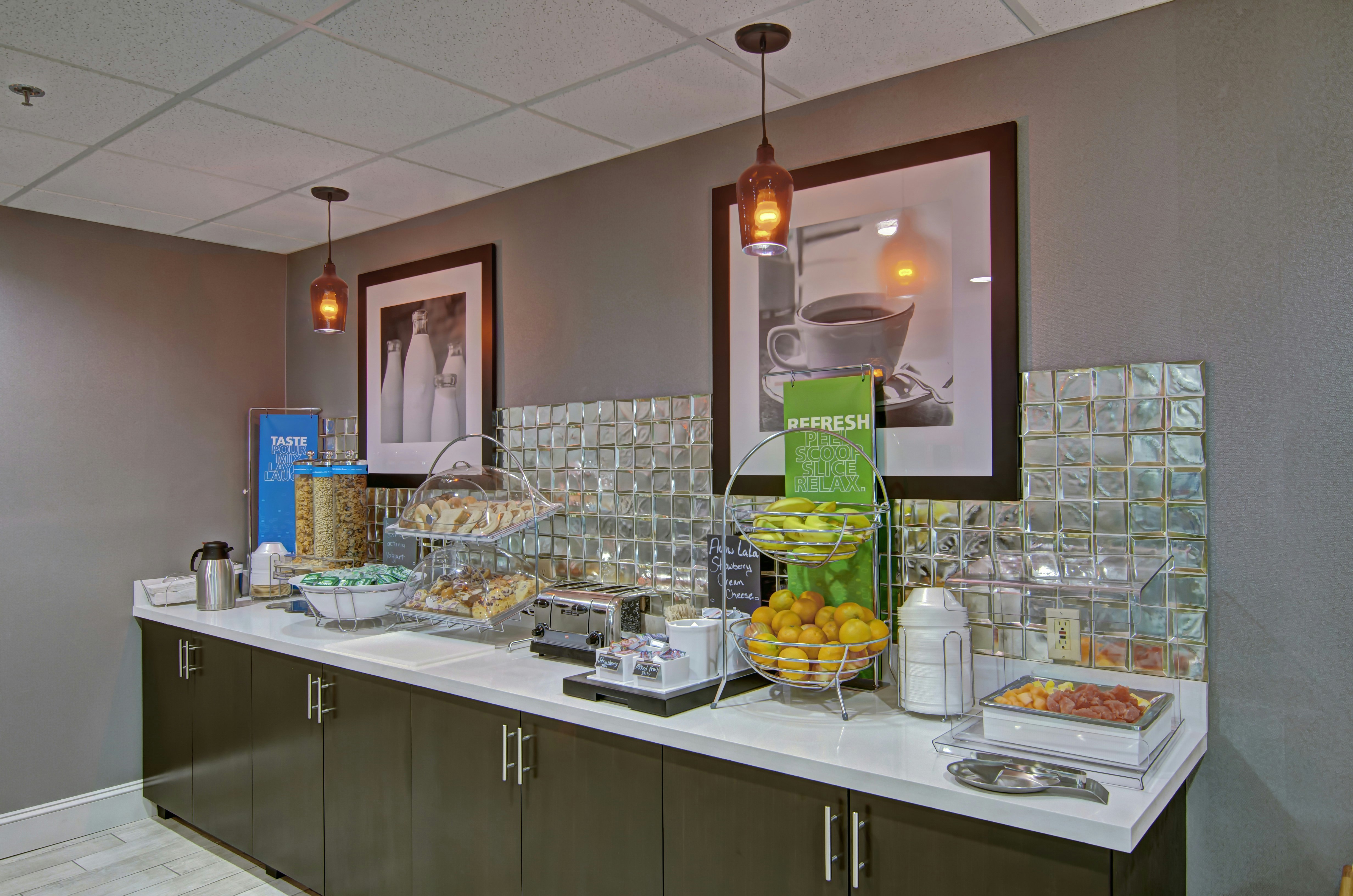 Hampton Inn Salem 59/59