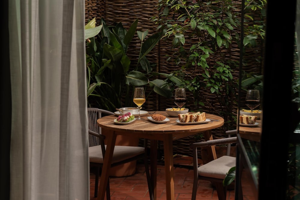 Hotel Regina Barcelona 42/50