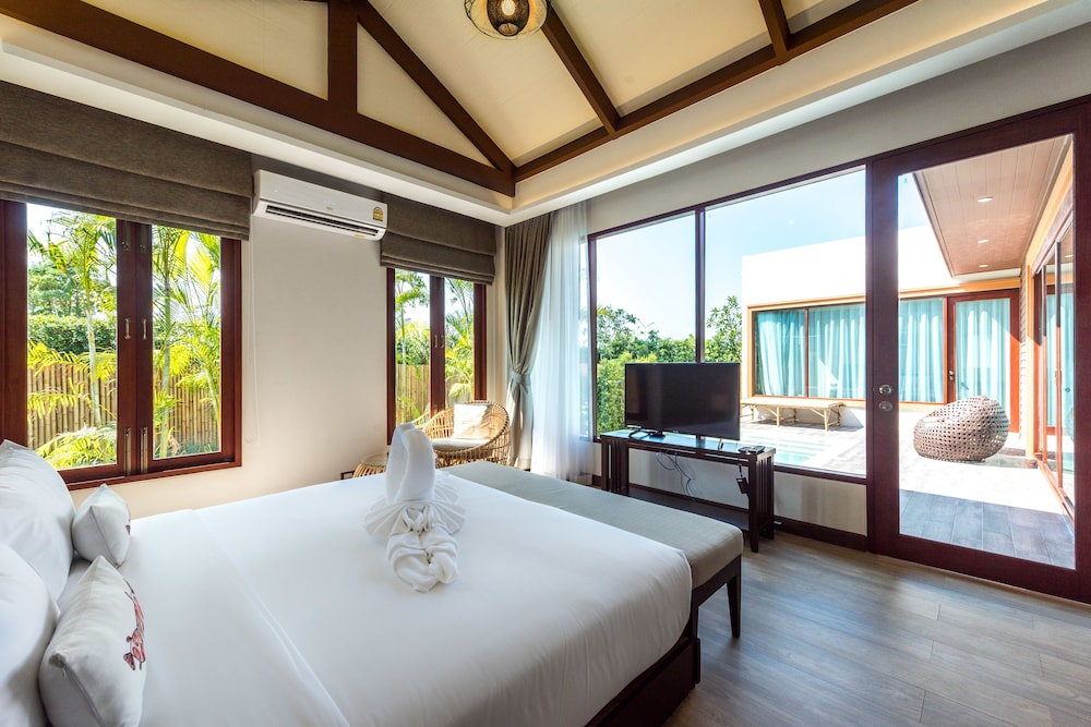 Triple Tree Beach Resort 10/43