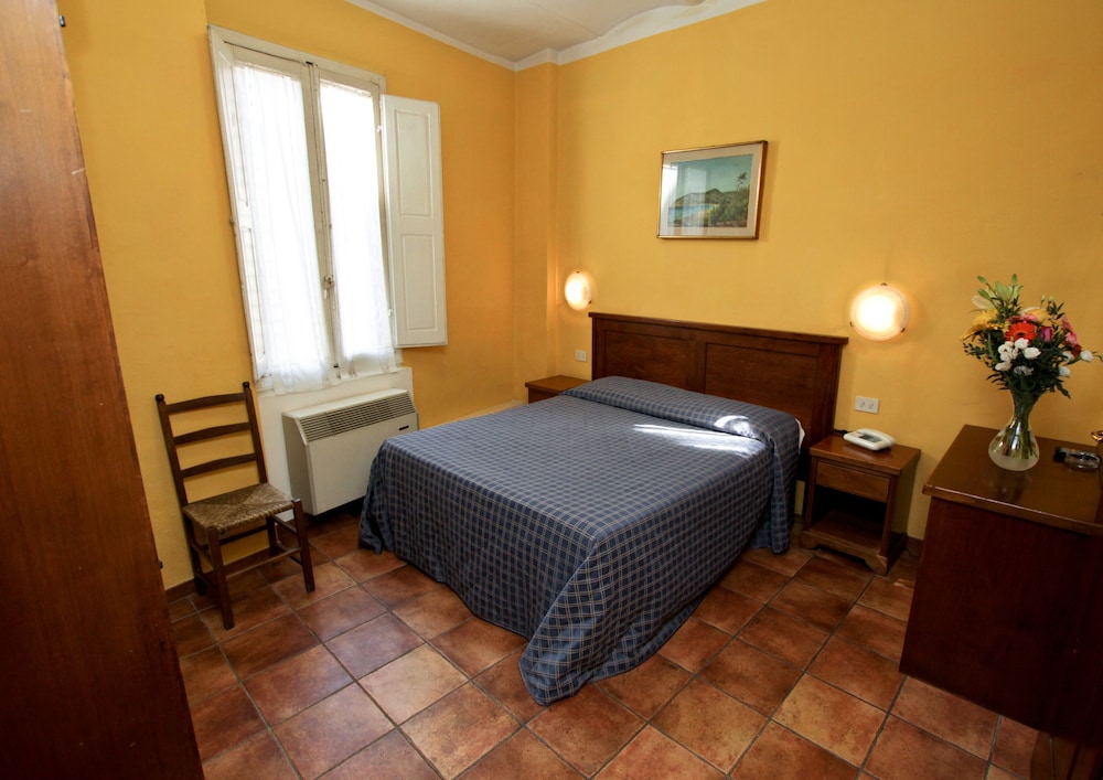 Nizza Hotel 26/69