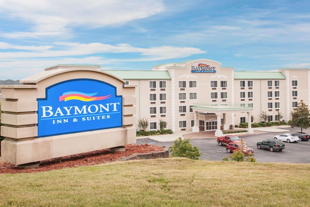 Baymont by Wyndham Hot Springs On the Lake 1/27