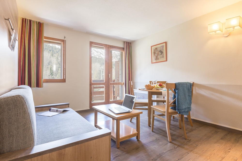 RESIDENCE PIERRE ET VACANCES LES RAVINES 39/49