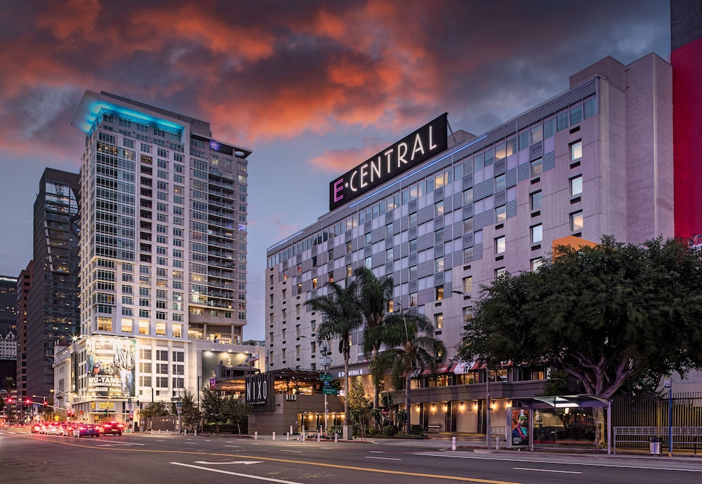 E Central Downtown Los Angeles Hotel 7/54