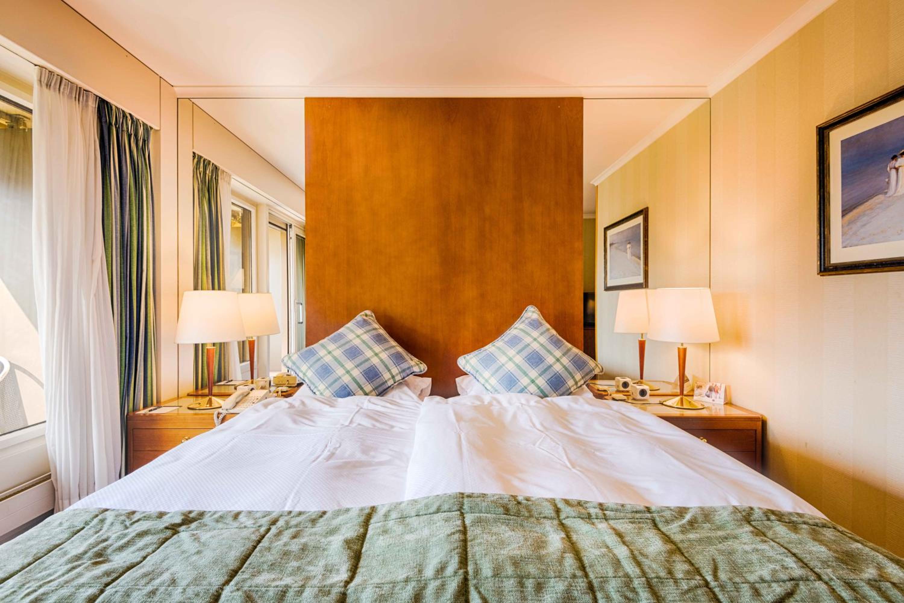 Park, Standard, Double Bed, Lake Side, Balcony