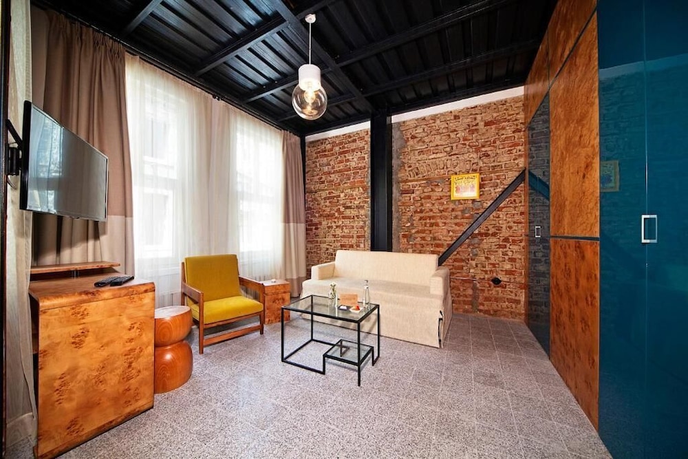Raven Istanbul Suites 46/57