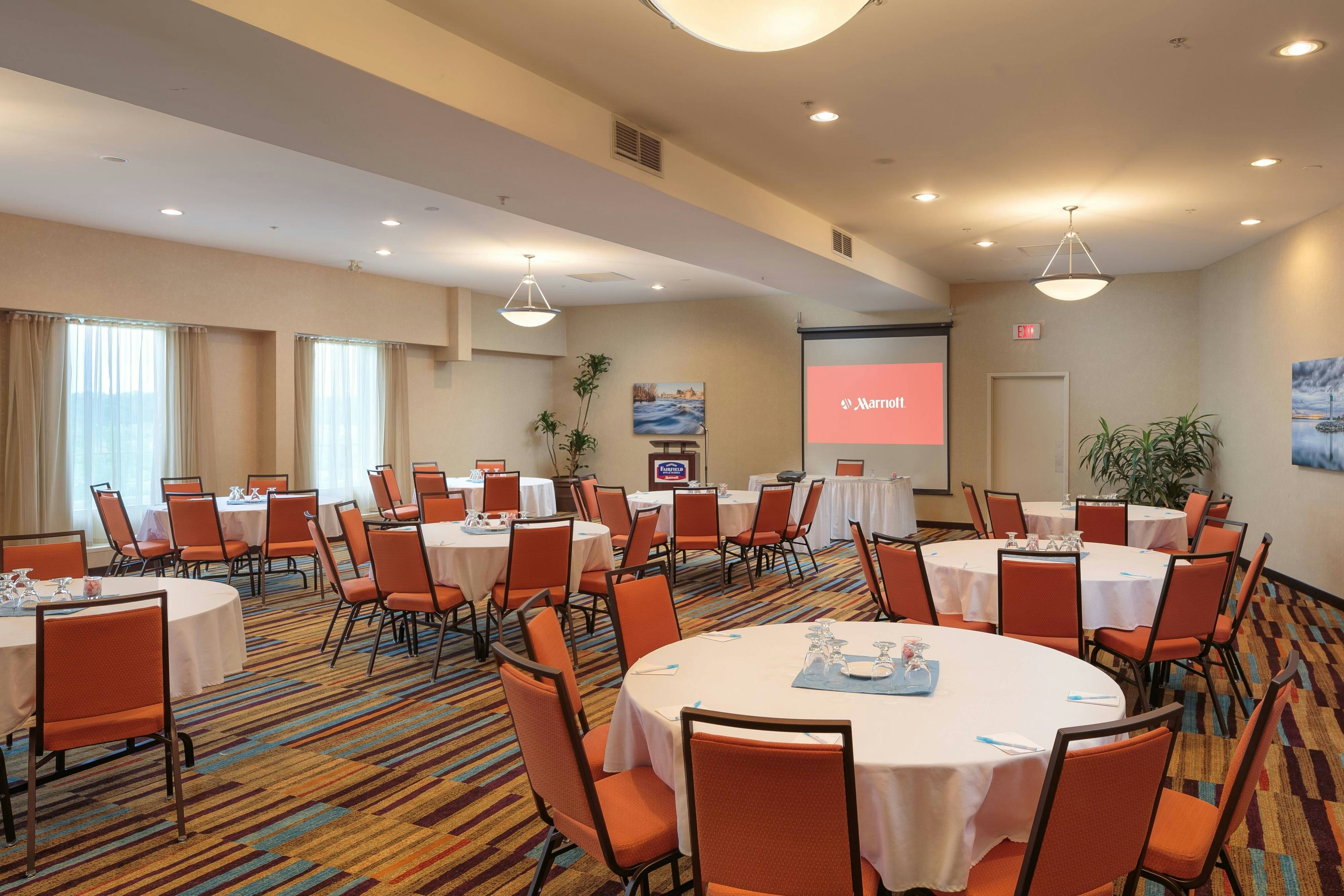 Fairfield Inn Suites By Marriott Belleville 41/48