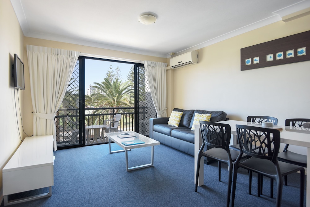 Island Beach Resort 36/73