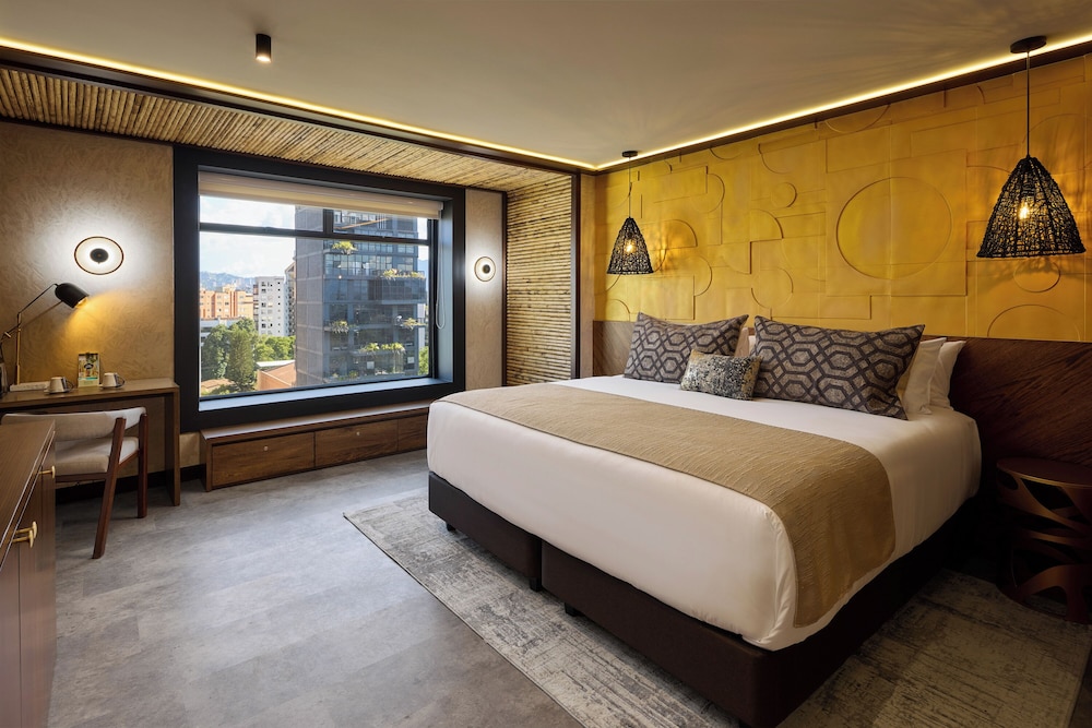 Golden Valley Hotel 13/50