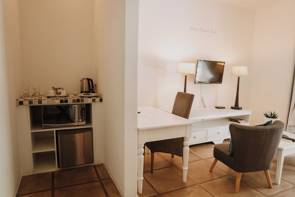 Caza Beach Guesthouse 37/50