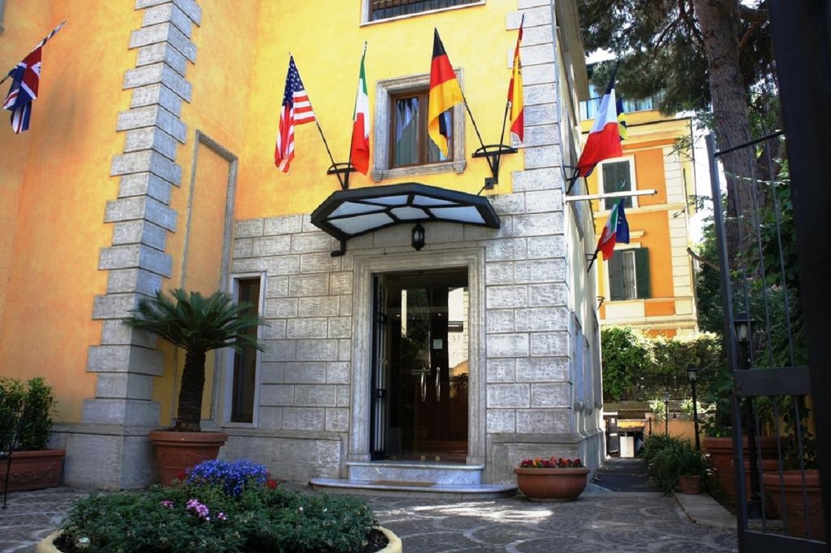 RELAIS PATRIZI HOTEL 41/50