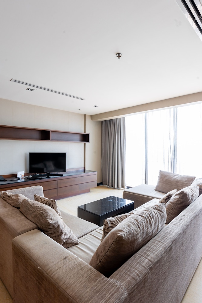 Sukhothai Hotel and Residence Ratchada 33/61