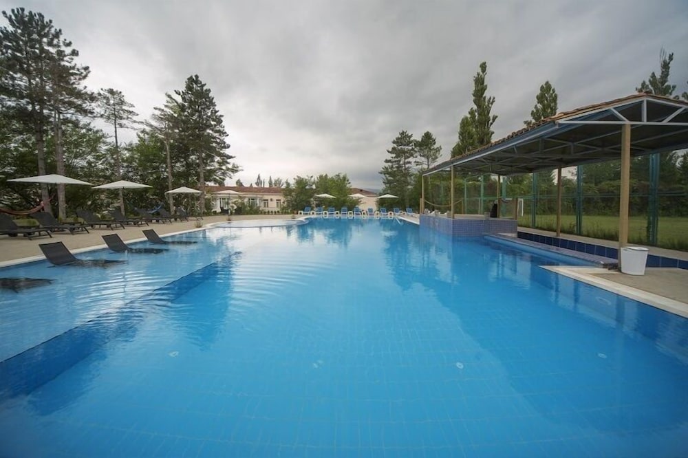 Legends Tskaltubo Spa Resort 35/54