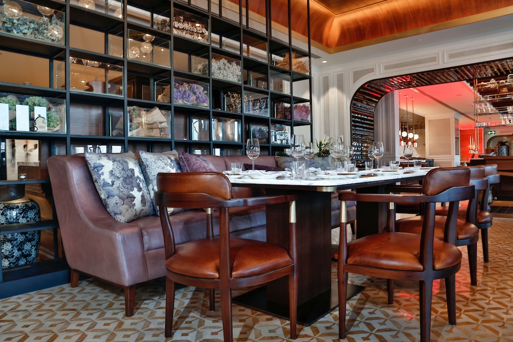 Four Seasons Hotel Amman 49/53
