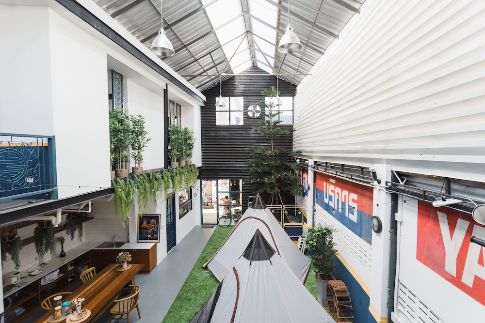 Spinomad Hostel 35/38