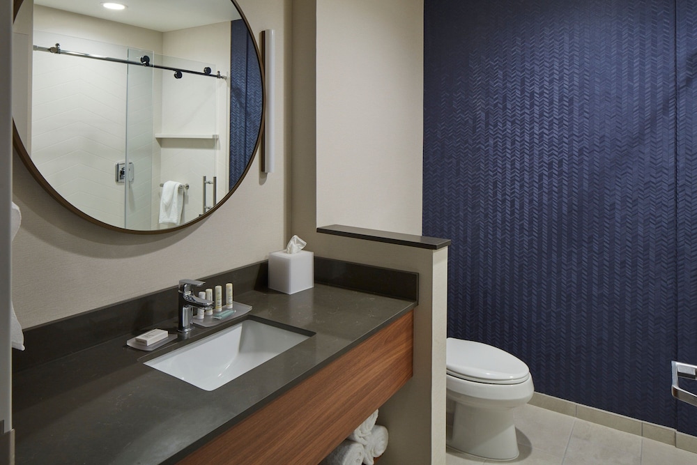 Fairfield Inn & Suites Seneca Clemson Univ Area 32/34