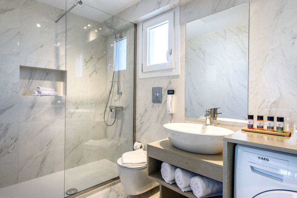 Elysian Suites 19/61