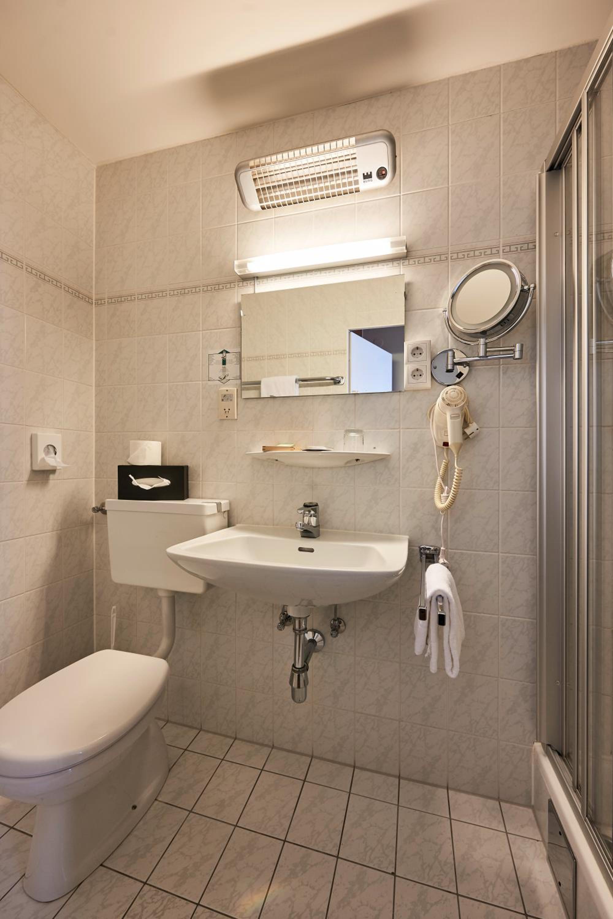 Hotel Bodensee GmbH 40/50