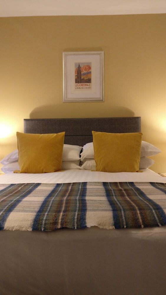 The Mansion Bed & Breakfast 15/35