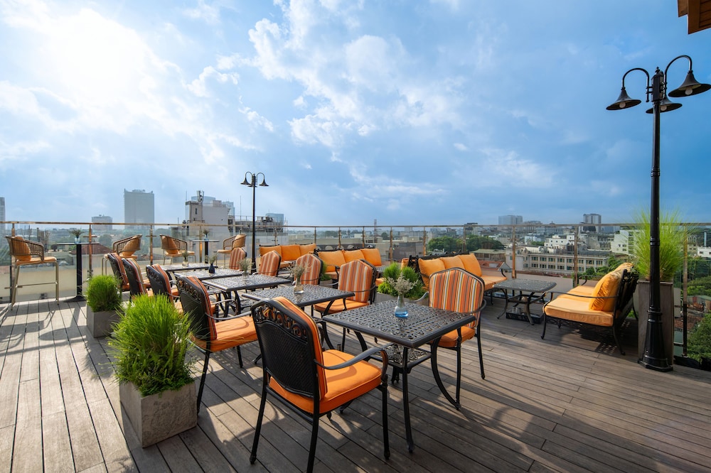 Anatole Hotel Hanoi 37/50