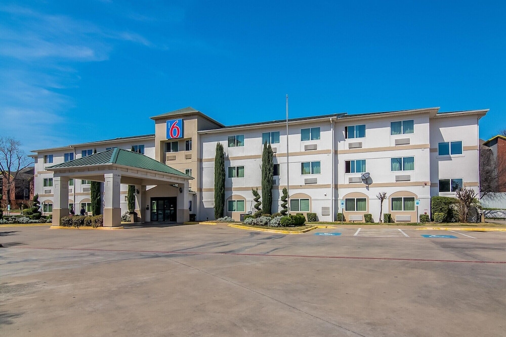 Motel6 Dallas, TX - North - Richardson 46/55