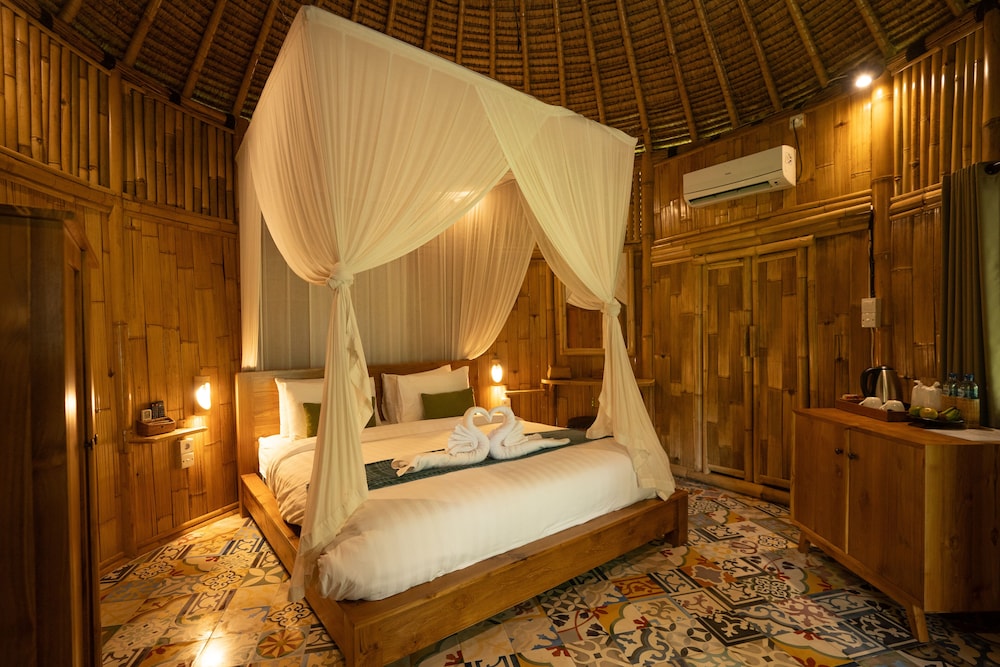 Ubud Art Resort (ex Uma D Mas Villa) 19/48