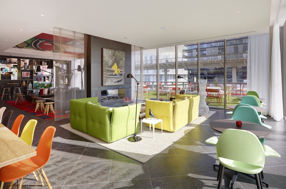 CITIZENM PARIS LA DEFENSE 21/42