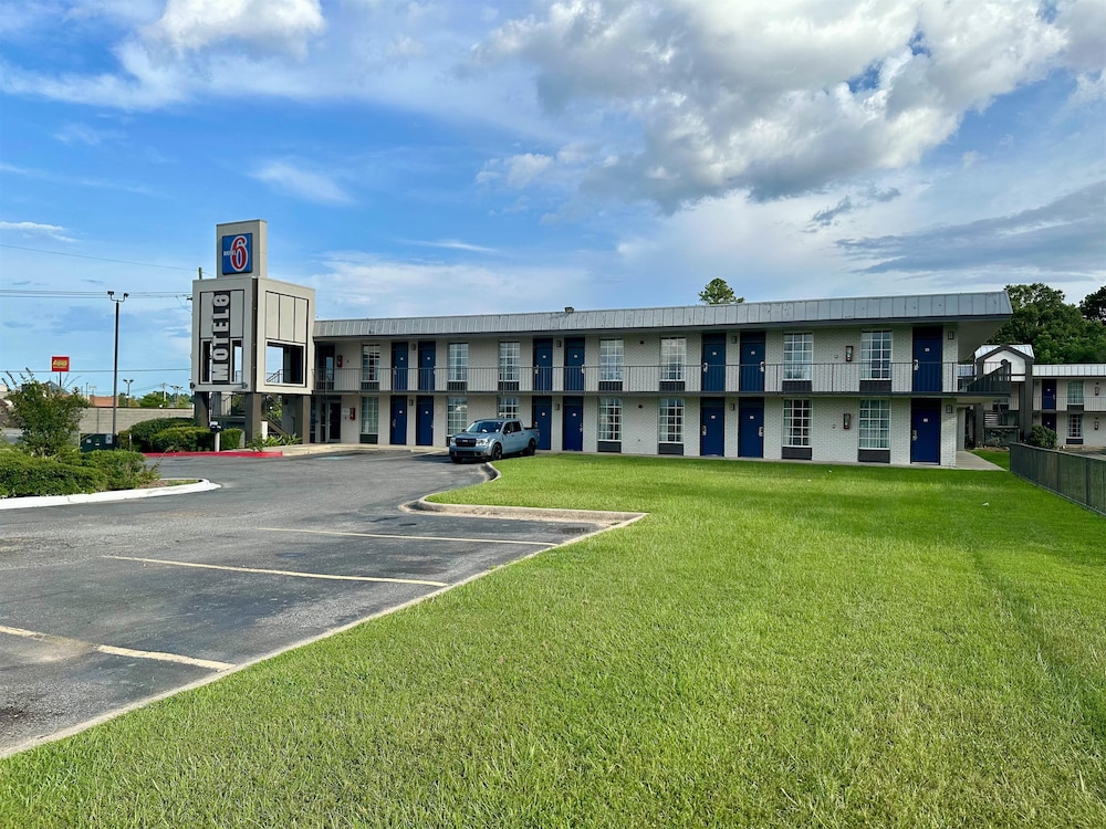 Motel6 West Monroe, LA 52/60
